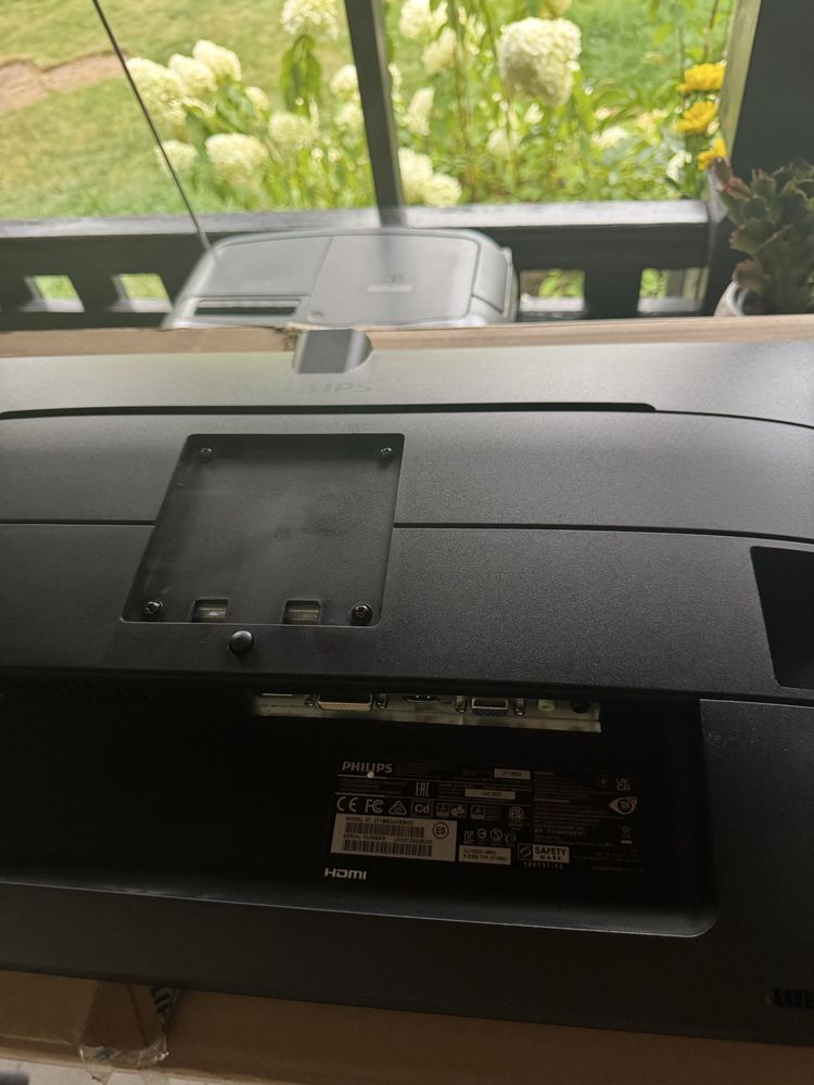 Monitor Philips 27 B line LCD