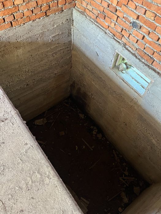 Недобудова 235 м2 приват ділянка 12 сот Берегово винзавод «Чізай»