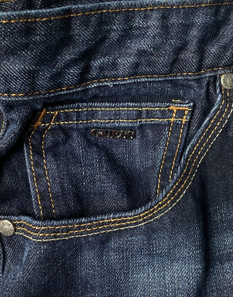 Jeansowe męskie spodnie typu tapered jeans GUESS r. S - 30