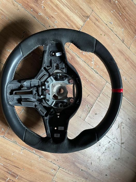 Kierownica alkantara M performance BMW G30 G01 F90 G32 G14 G05 G06