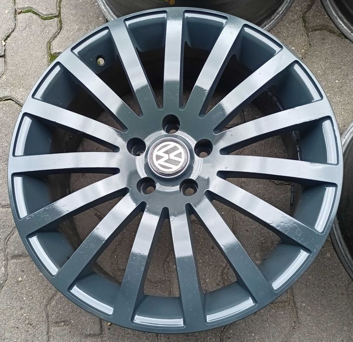 Alusy 18 5x112 VW Passat Golf A3 A4 A6 Skoda Superb Seat Mercedes