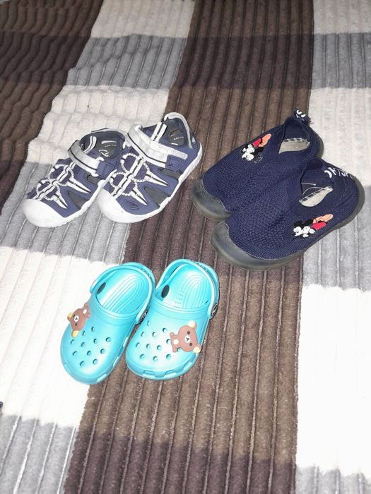 Продам взуття для хлопчика!