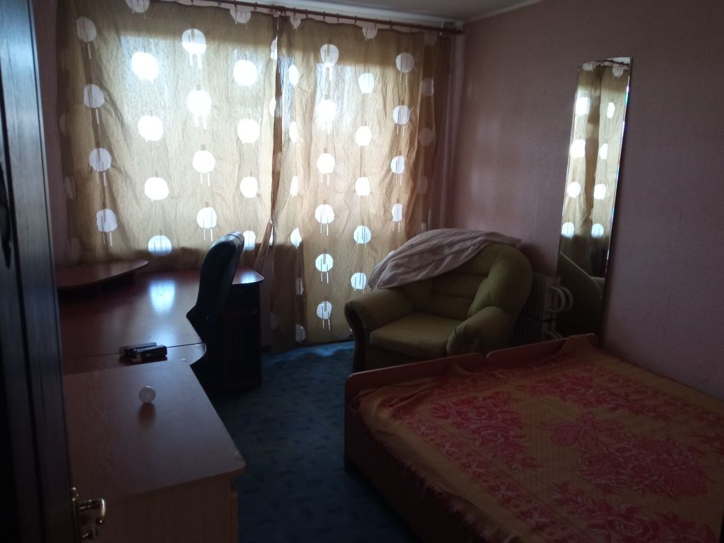 Сдам 4-комнатная квартира на Алексеевке