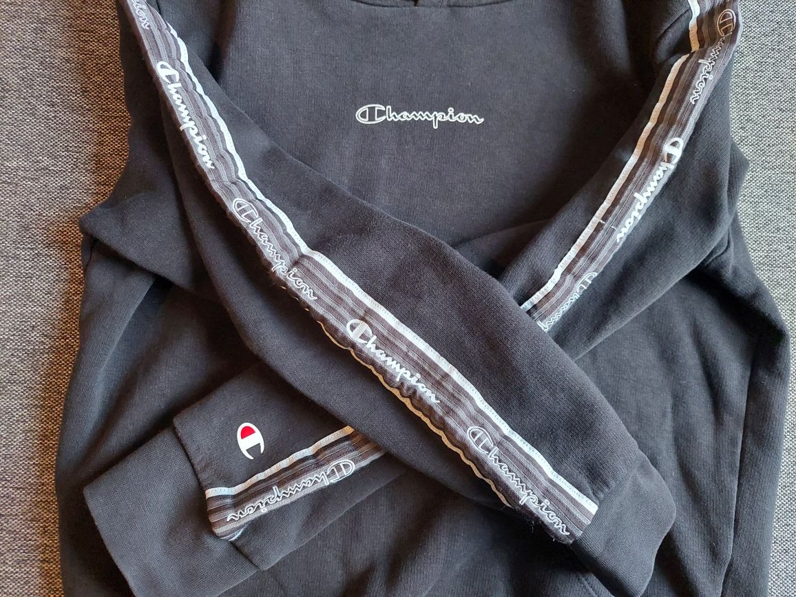 Zestaw Bluza z kapturem Champion + koszulka, rozm.142