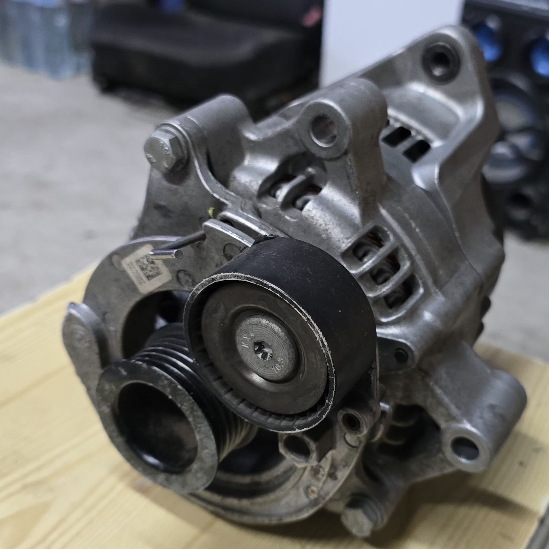 Bmw 3   G21 2.0D alternator