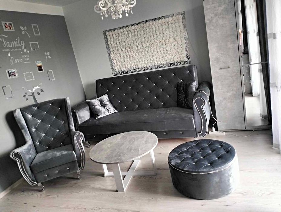 Kanapa rozkładana komplet zestaw wersalka fotel pufa podnóżek Glamour