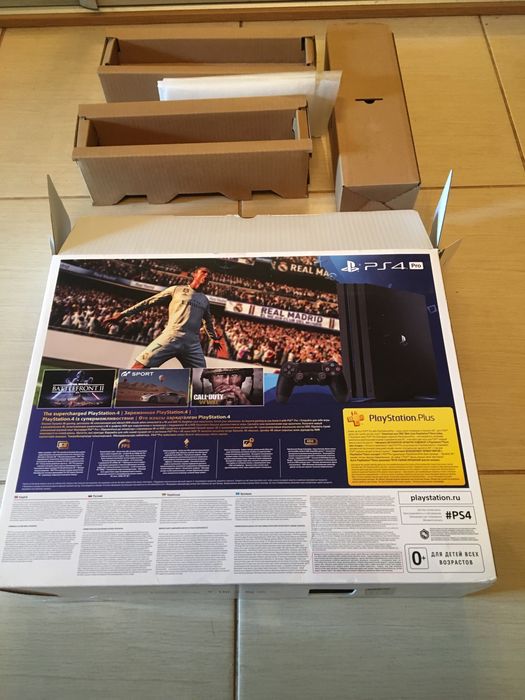 Sony PS4 PRO 4K (коробка)