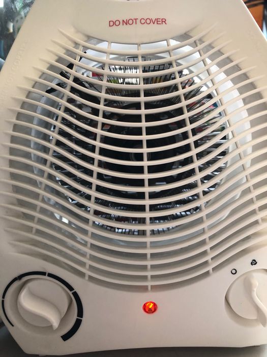 2в1 :вентилятор +тепловентилятор
220V,50 Hz