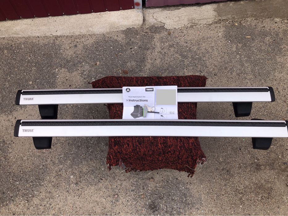 Продам рейлинги/багажник Thule Rapid sistem 754 на гладкую крышу