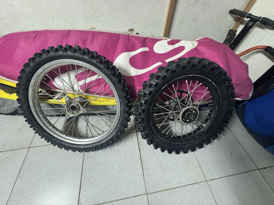 Rodas pequenas Yz 85 -frt-17 tras-14