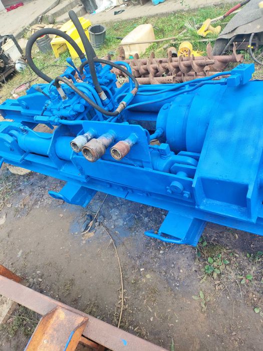 Wiertnica hydrauliczna pozioma