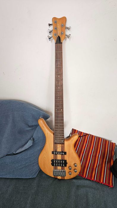 Baixo ativo 5 cordas - Jim Reed - Natural