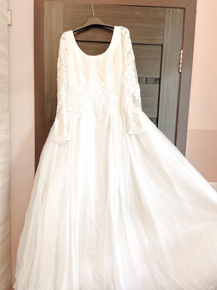 Продам свадебное платье - 1000 гривен
