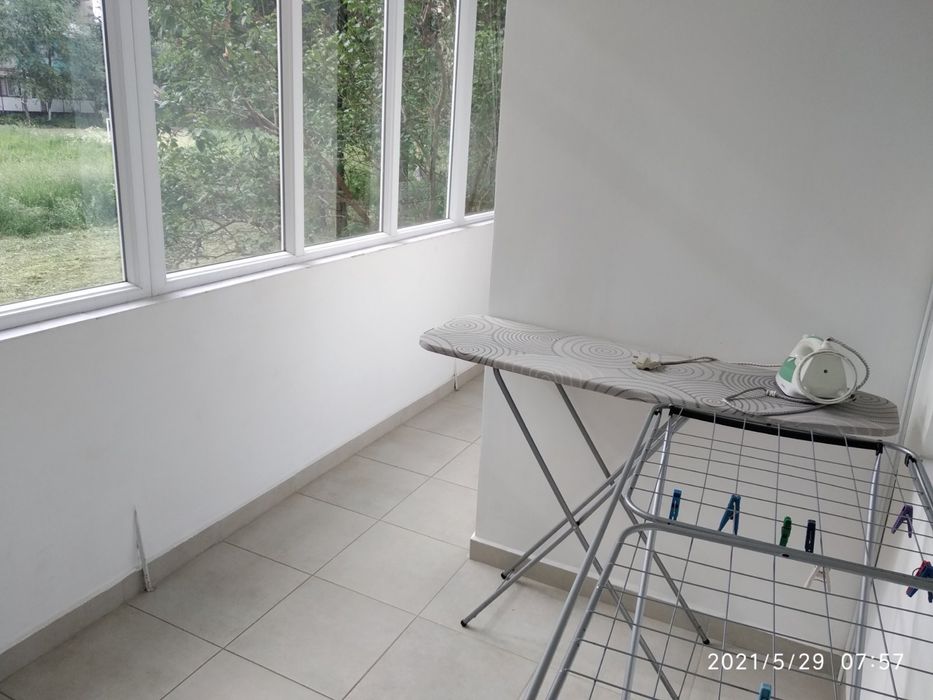 2-х кім. квартира  в  Берегово біля басейна Вільно з 13 Листопада