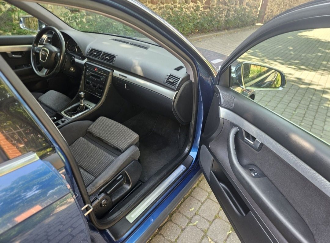 Audi A4 B7 2.0T 200km Sedan Quattro Bi-Xenon Manual Zarej w  PL