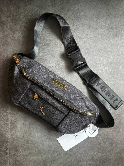 Бананка сумка на пояс Джордан Jordan Сумка через плече Джордан чорна
