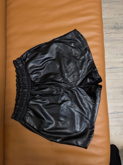 Шкіряні шорти XS-S