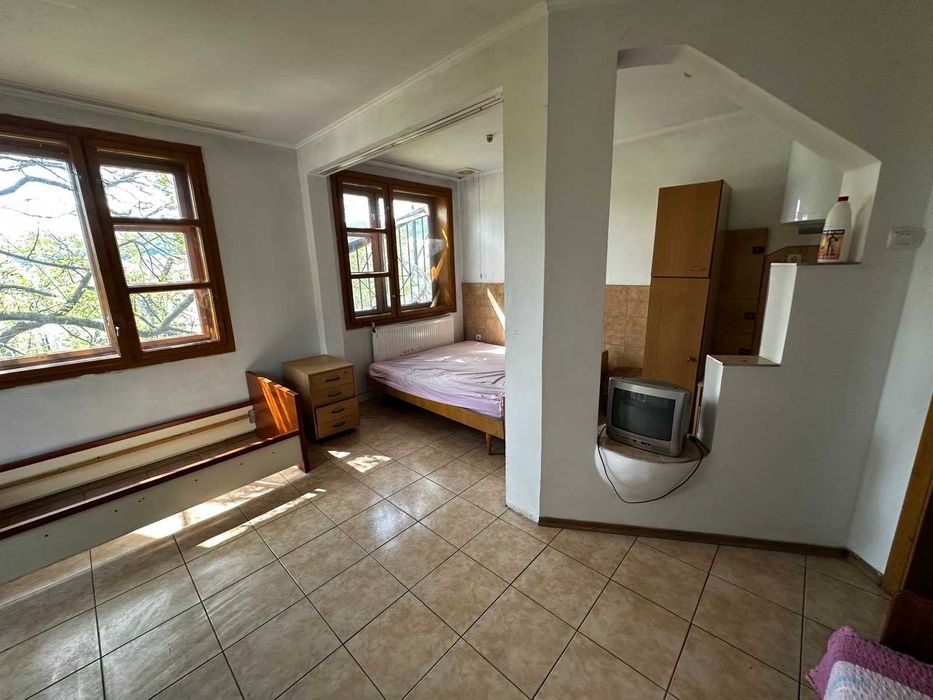 Продається торговельно-відпочинковий комплекс в с. Нересниця