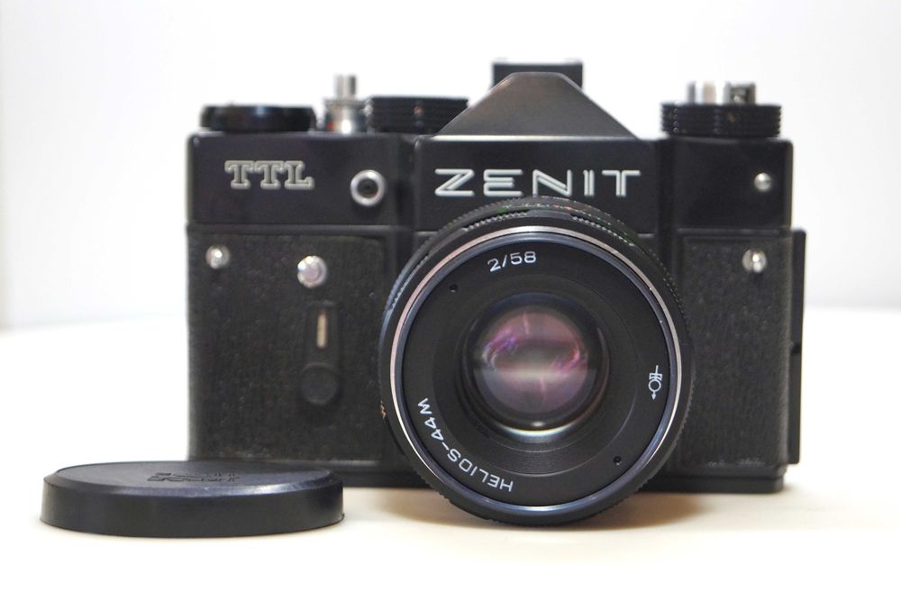 Aparat analogowy ZENIT TTL, futerał skórzany USSR