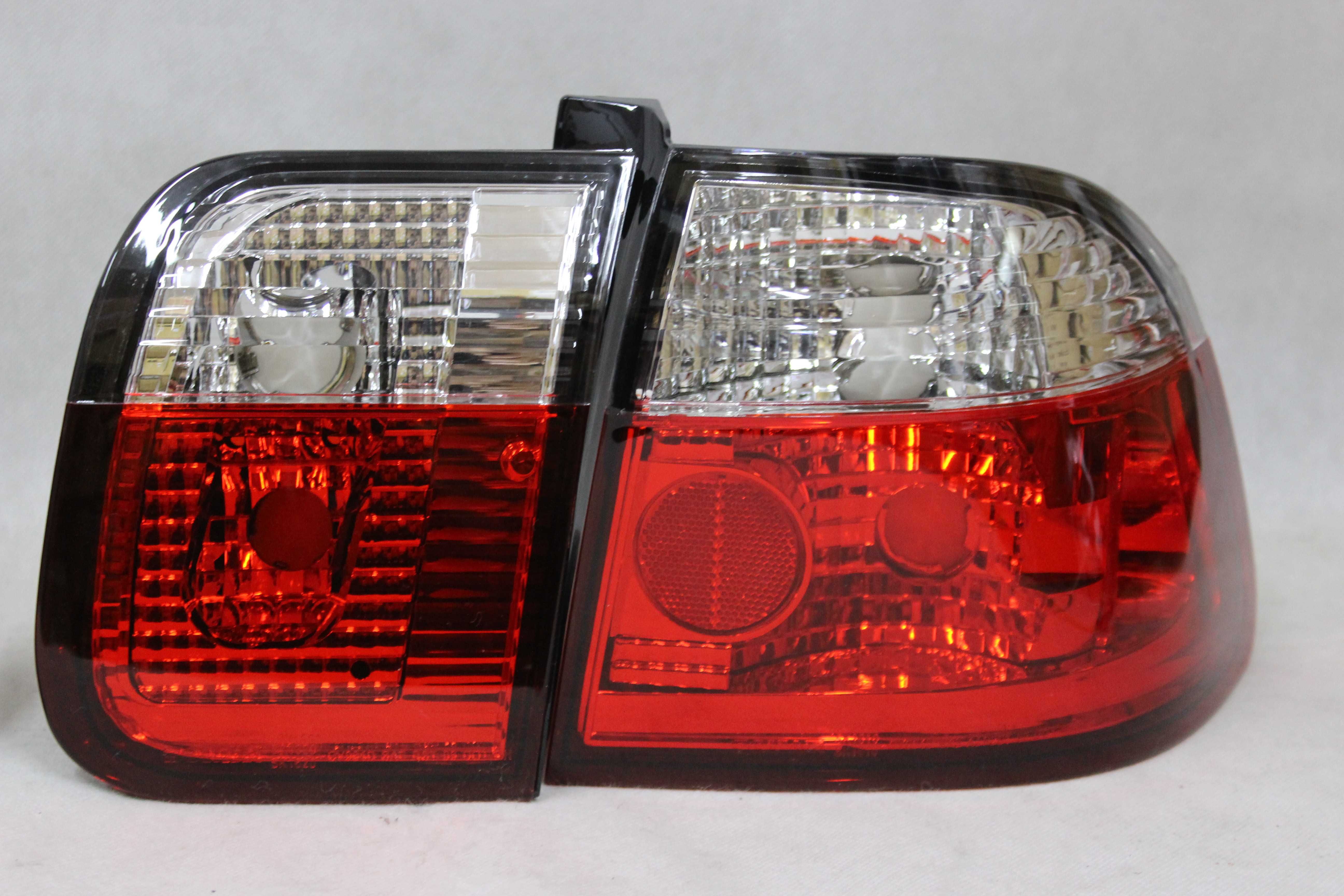 Lampy światła tył tylne Honda Civic sedan EJ9 EK1 r.96-98 TUNING NOWE