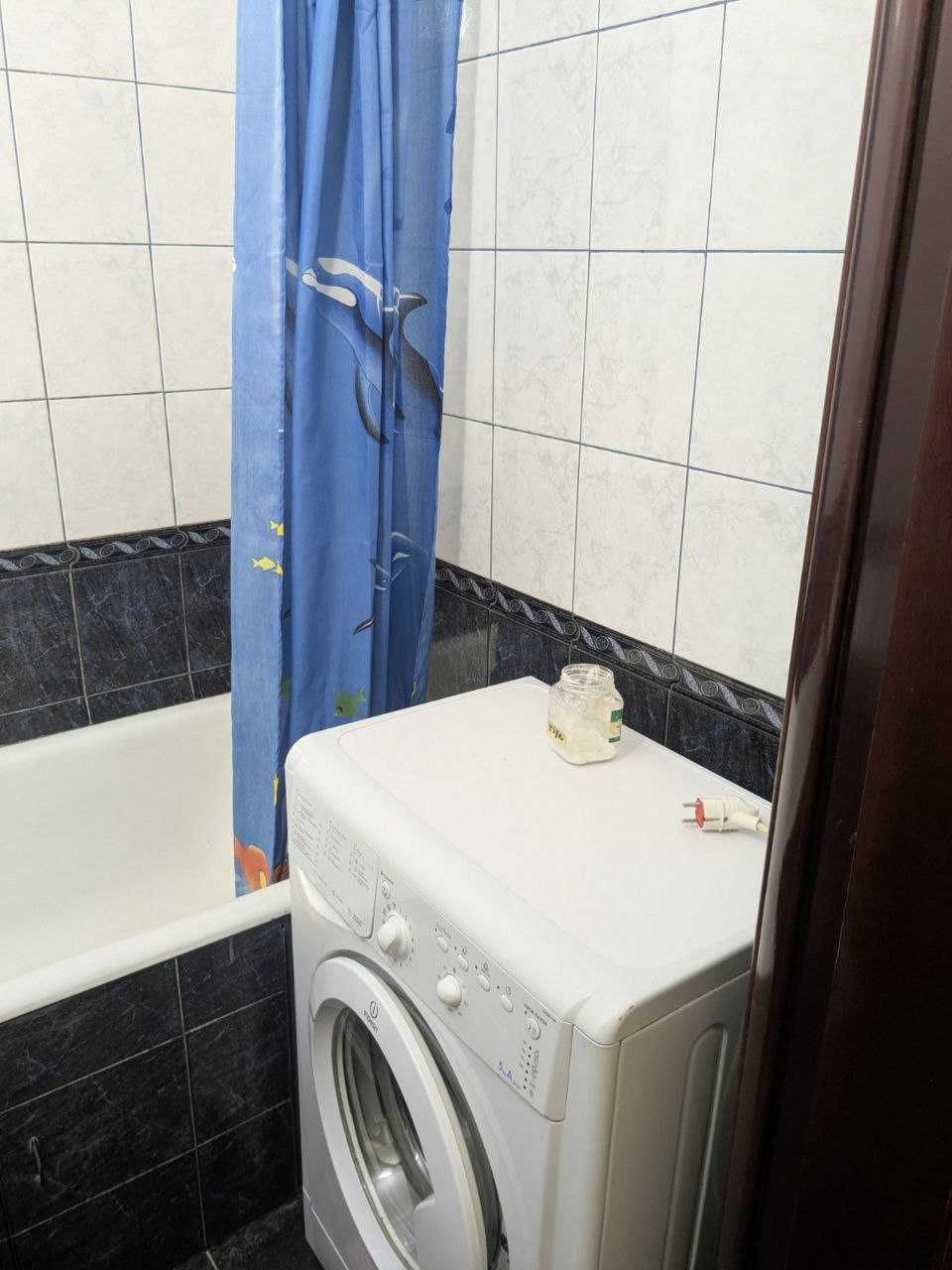 Здам 1к, 43кв.м, вул. Драгоманова 11, м. Позняки 15хв., м. Осокорки