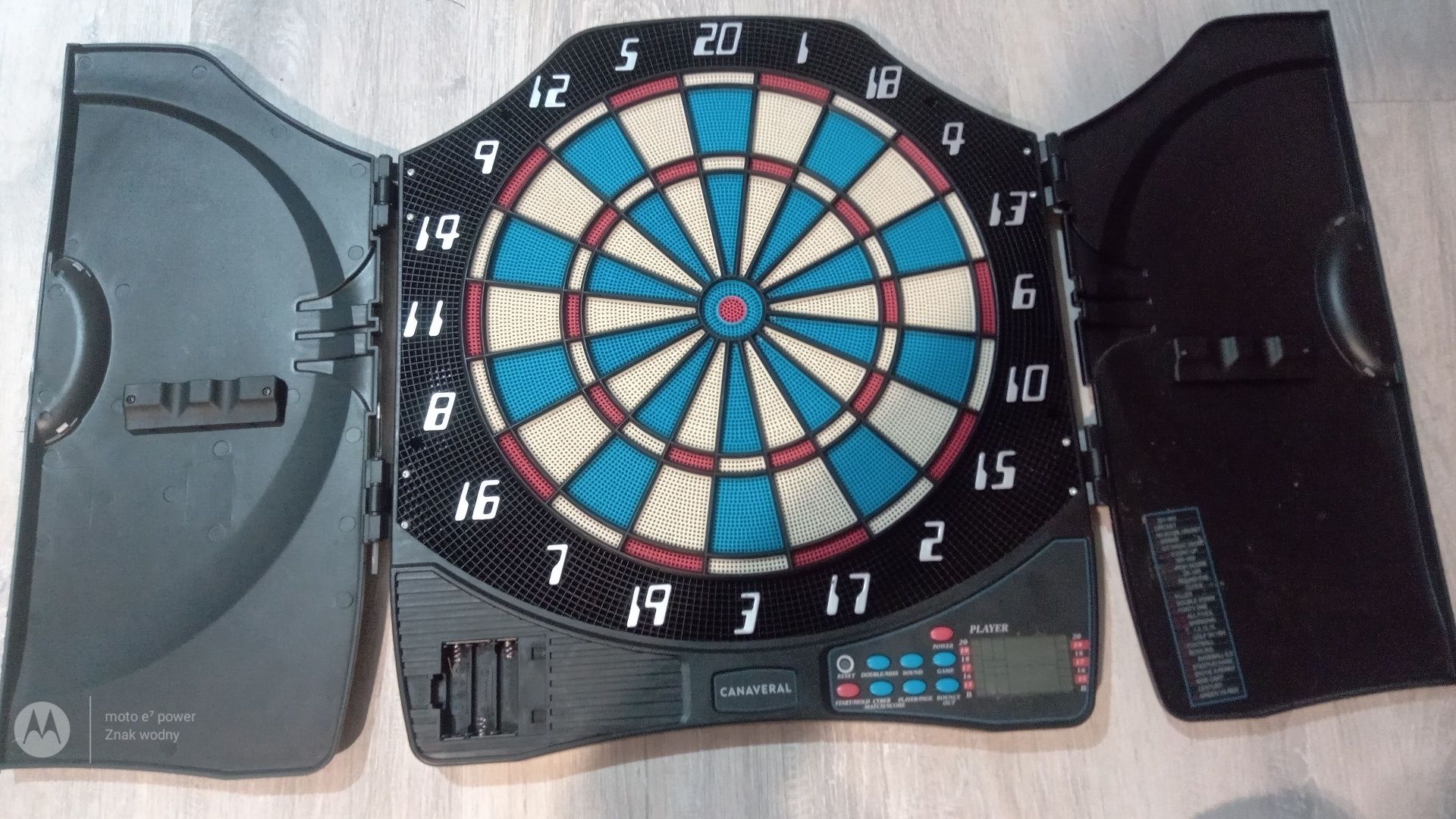 Tarcza do gry w darta Canaveral Decathlon 
Tarcza do gry w darta Canav