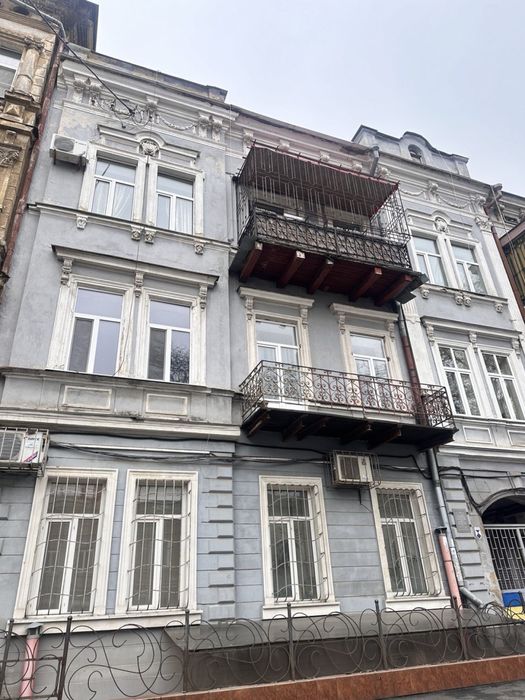 Продам квартиру в центре / рядом парк Шевченко