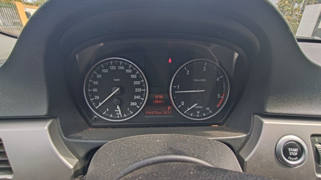 BMW 320d touring automática 2008 96.000 km reais