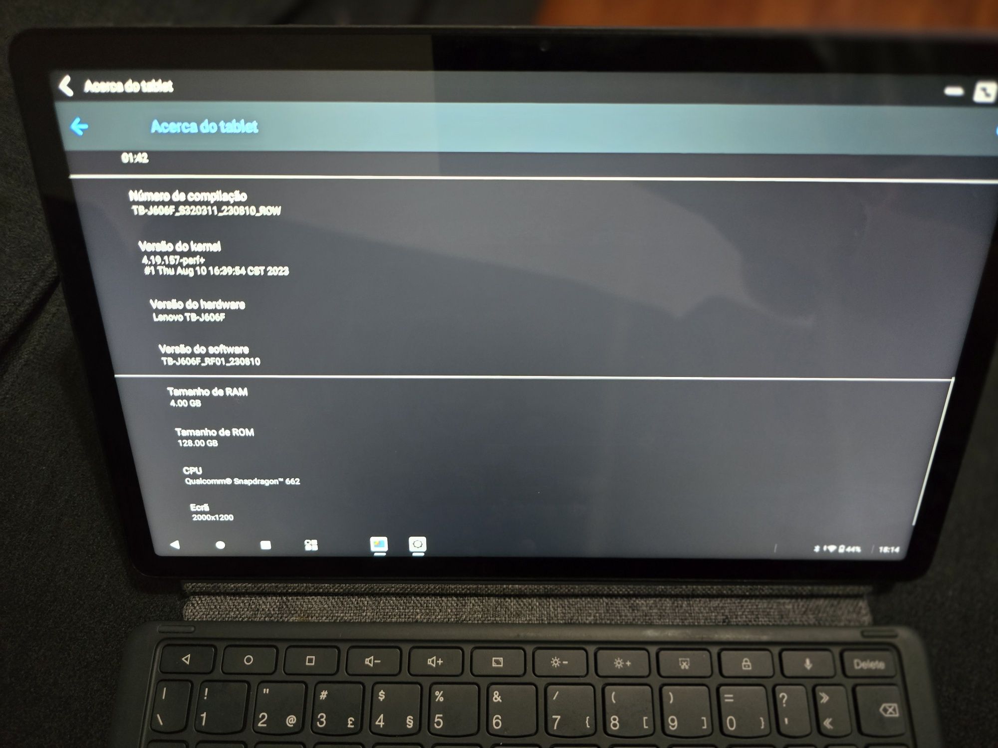 Vendo Lenovo P11, capa original lenovo com teclado, lenovo pen e bolsa