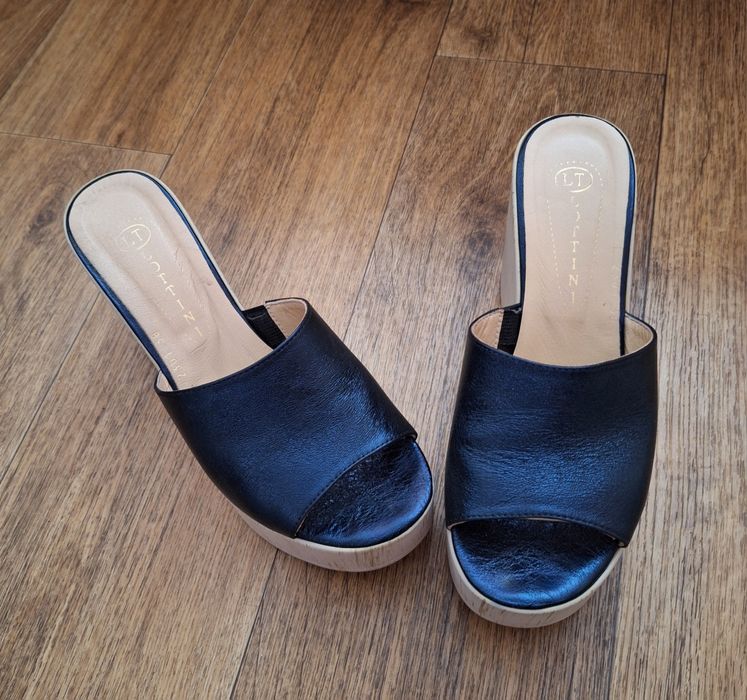 Шлепанці/ сабо натуральна шкіра зовні та всередині, устілка також.