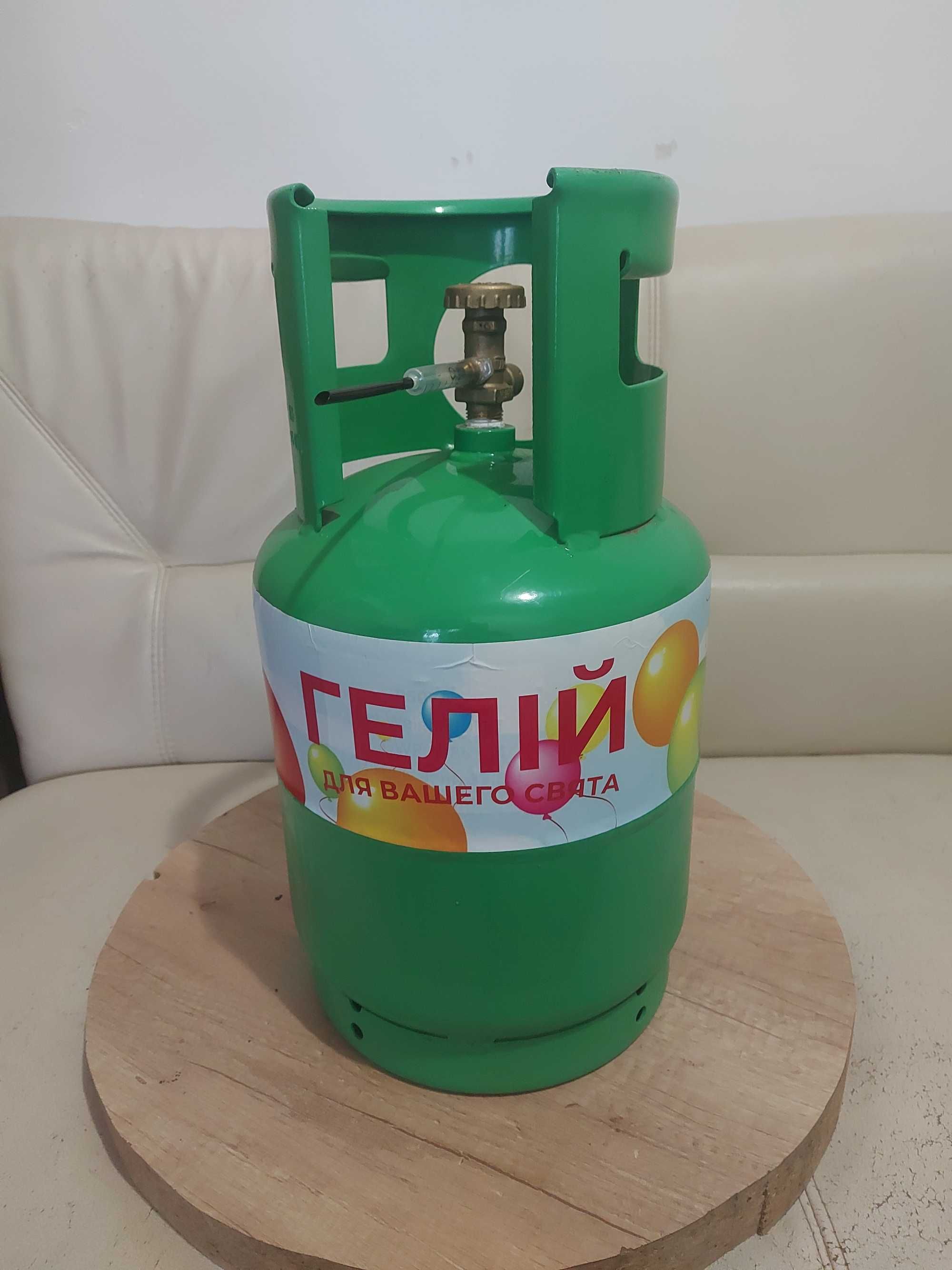 Гелий в баллонах