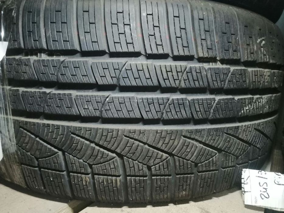Шина зимова одиночка запаска R19 275 35 Pirelli Sottozero Склад