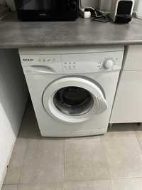 Máquina de Lavar a roupa Becken