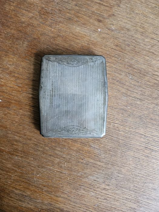 Srebrna papierośnica z okresu II RP