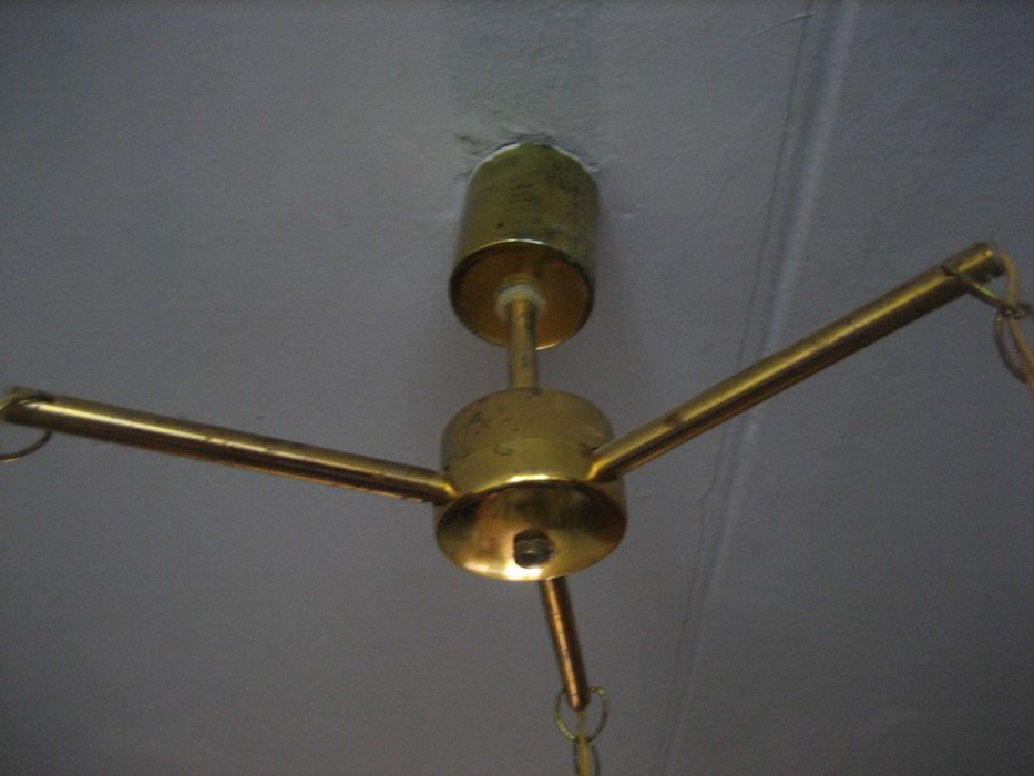 Люстра хрустальная СССР 60х годов. В хорошем состоянии.