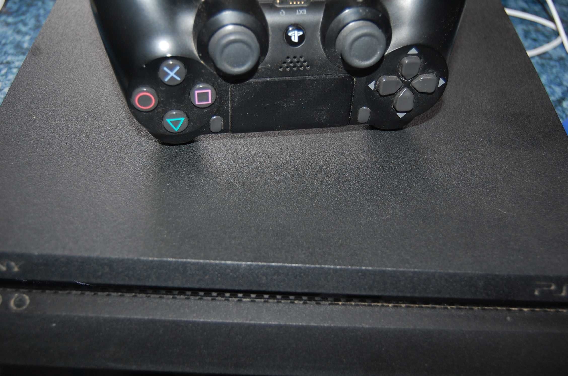 Konsola PS4 Slim 500GB + Pad Okablowanie  Pudełko Idealny Stan