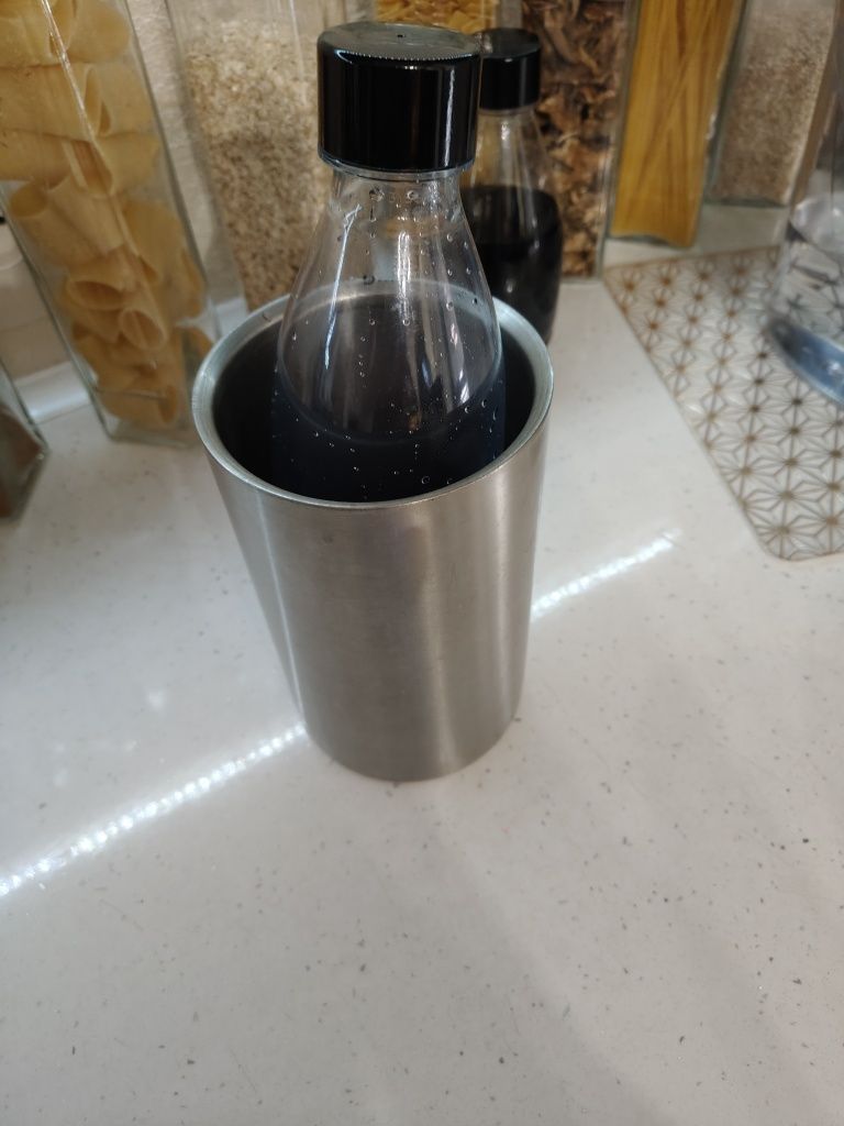 Saturator SodaStream Designer srebrny + nowa butelka+ pełny nabój CO2