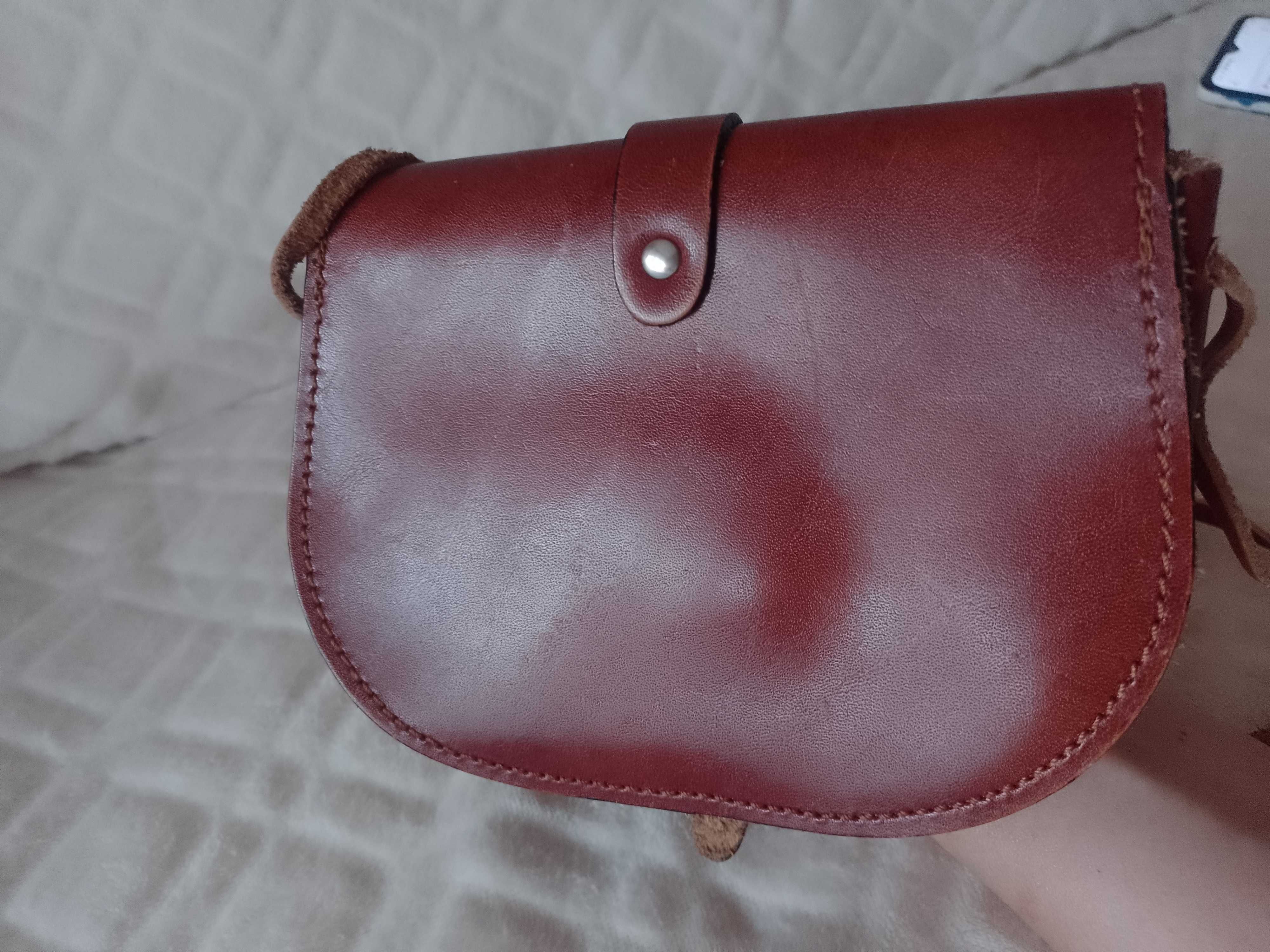 Real Leather/Skórzana torebka listonoszka z Madrytu