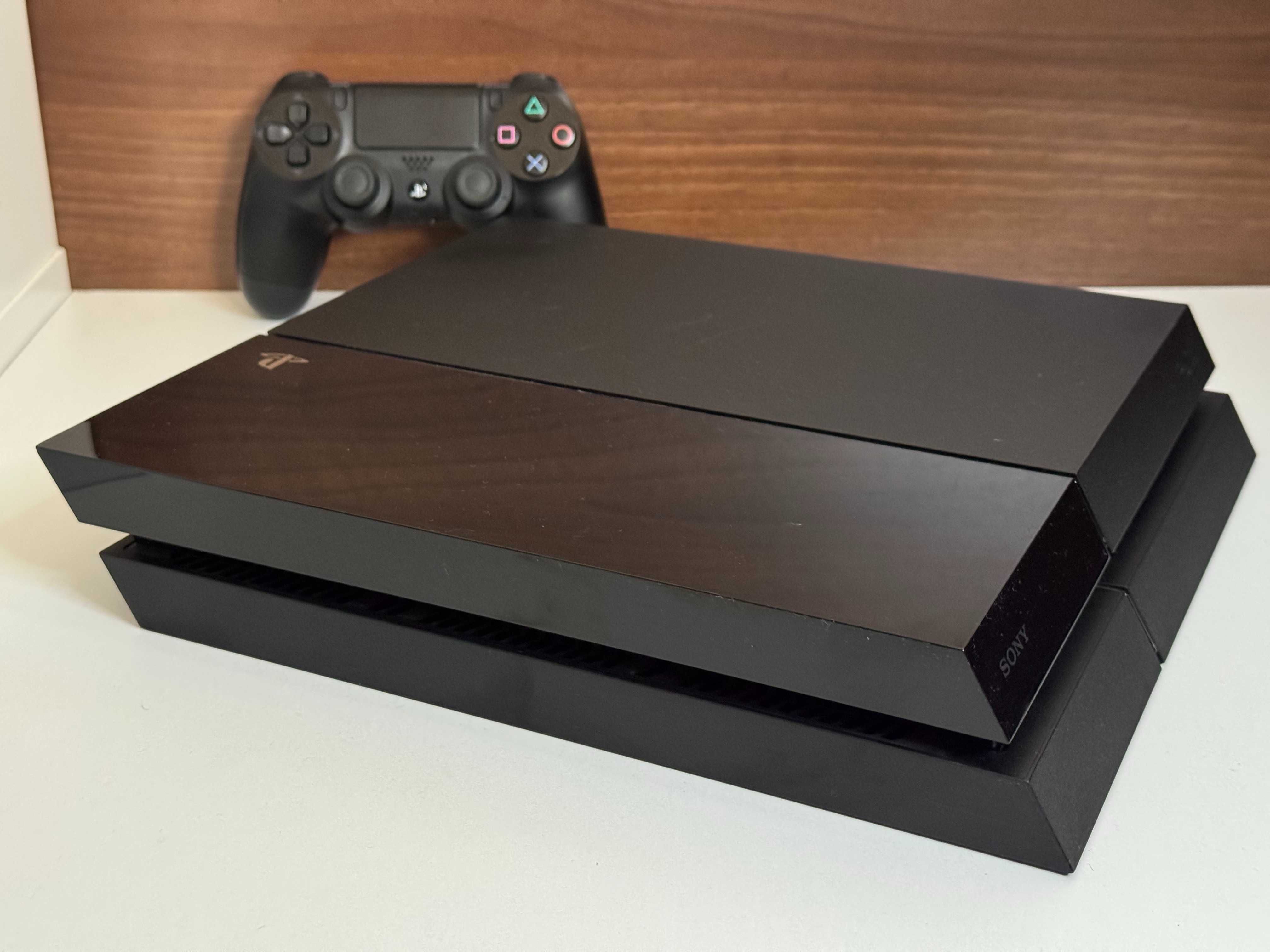 Konsola PlayStation 4 PS4 500GB z Padem Niski Soft 11.00
