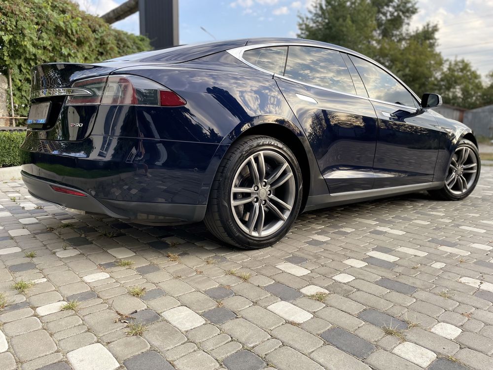 Продається Tesla model s