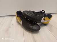 NIKE Tiempo r.38,5