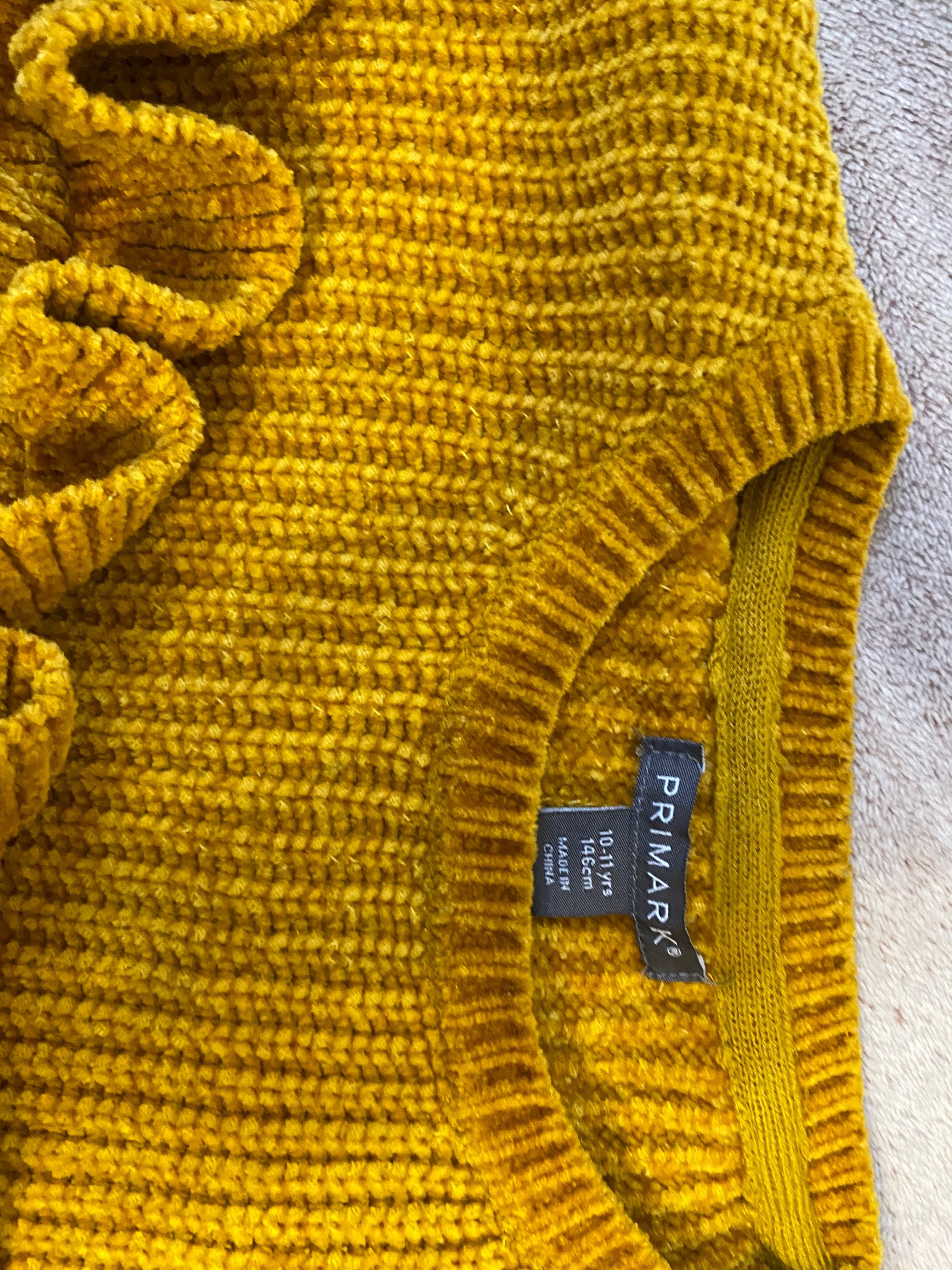 Sweterek dziecięcy primark r.146 cm