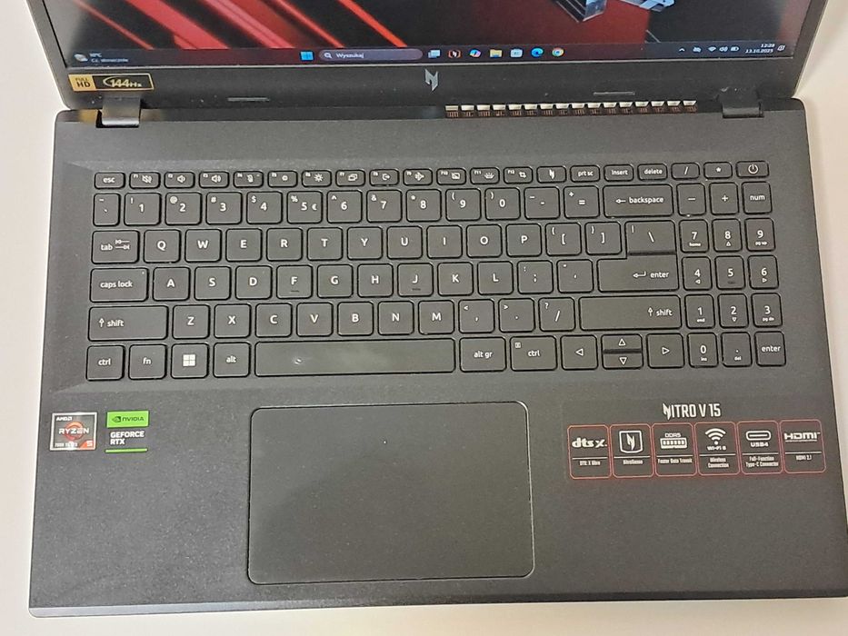 Laptop Acer Nitro V15 Ryzen 5 RTX 3050 16GB RAM 256+512GB SSD