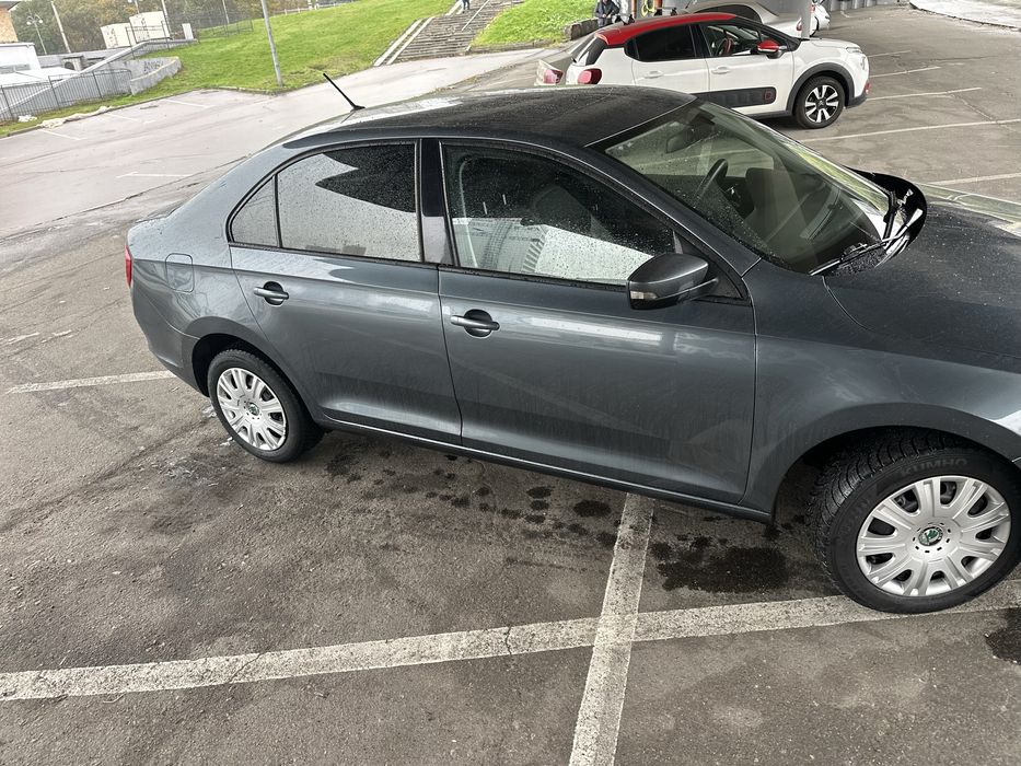 Продам шкода рапид 1.6 mpi