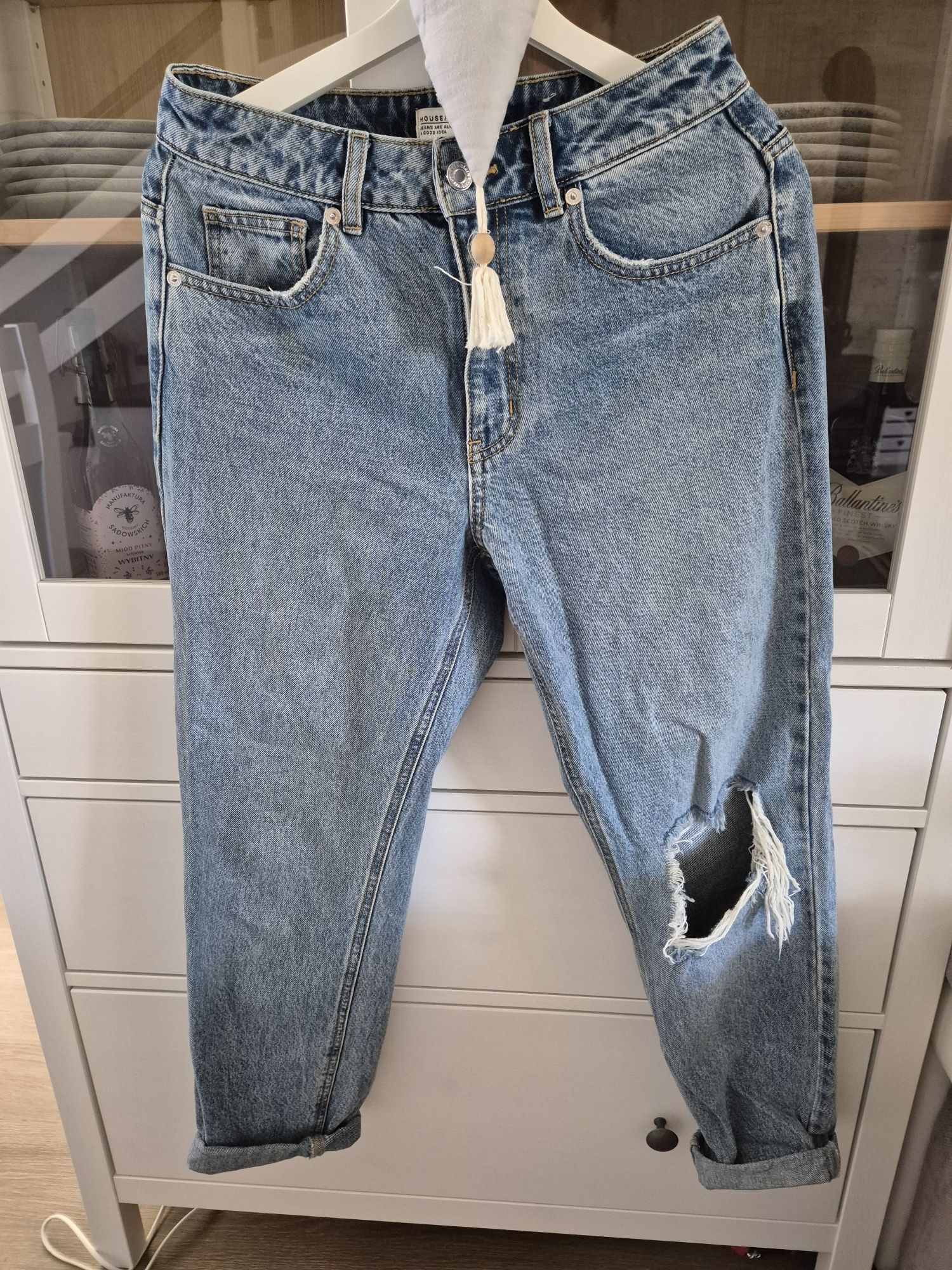 Spodnie jeansowe house modne boyfrendy barrel wideo leg