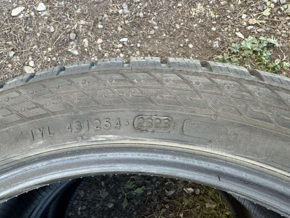Шини 23р відїздили одну зиму
Причина продажу. Продали авто.