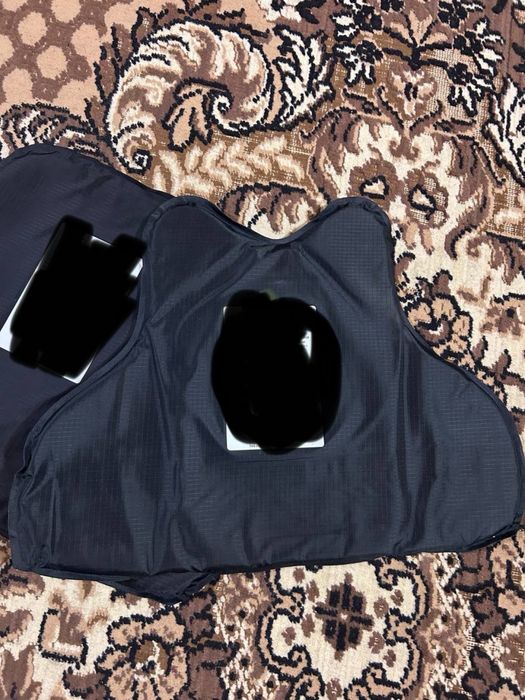 Продам бронижелет з балістикою бу