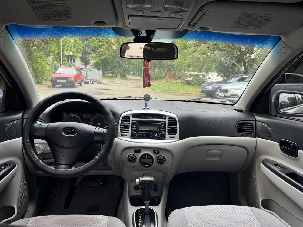 Hyundai Accent 1.6 автомат не фарбований