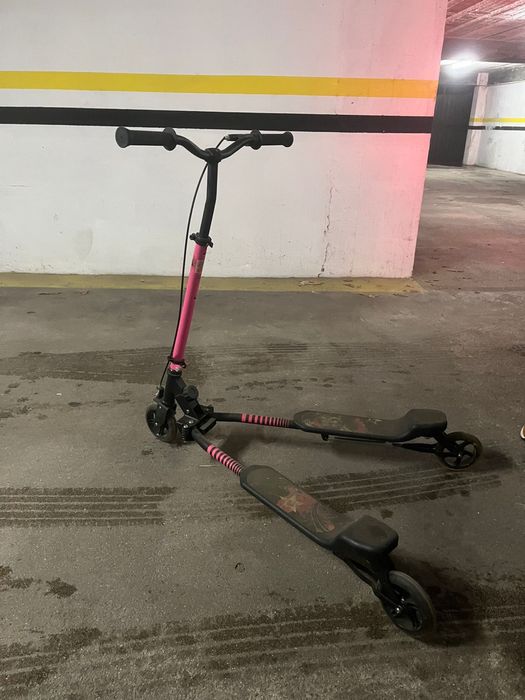 Trotinete de 3 rodas