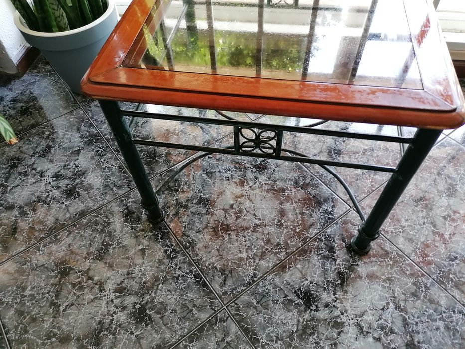 Mesa de centro / apoio